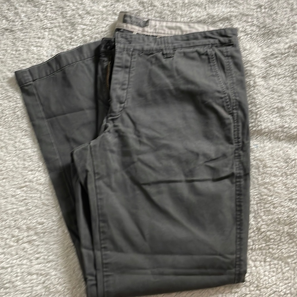 LL Bean Signature Gray Mens Chino Pants 38x32